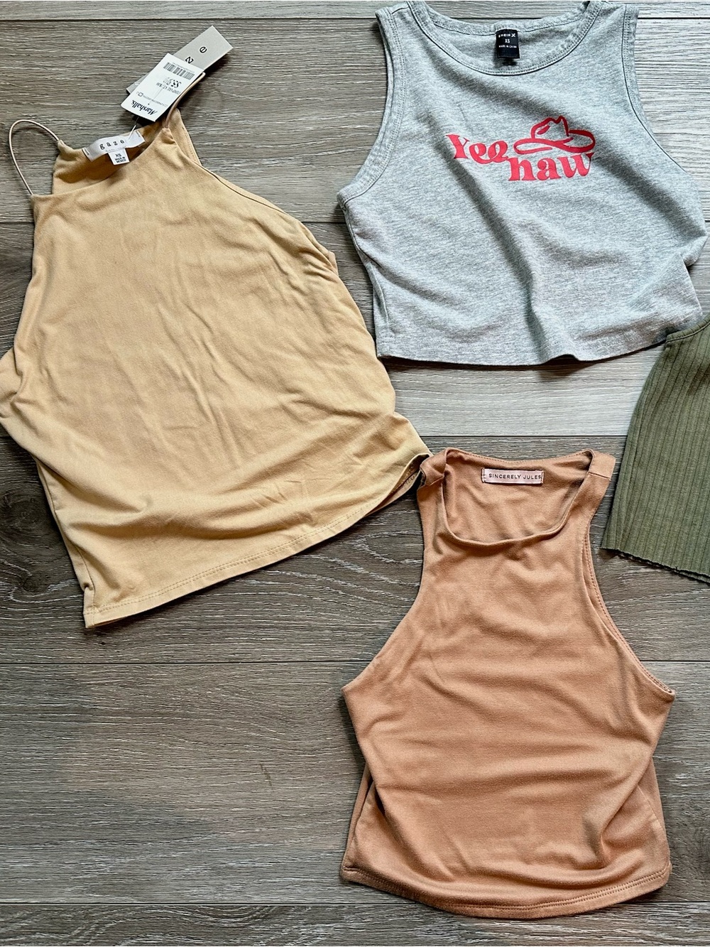 Bundle Tops - 4 XS Summer Tanks